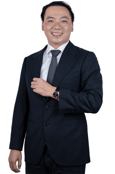 Bác sĩ Thành mặc vest lịch lãm – tạo dáng chuyên nghiệp phù hợp sử dụng trong truyền thông thương hiệu Nha Khoa Phương Thành