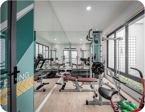 Phòng tập gym hiện đại với thiết bị đa năng – không gian chăm sóc sức khỏe toàn diện tại Nha Khoa Phương Thành