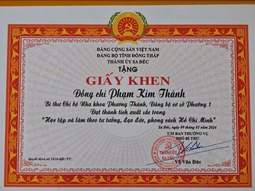 Giấy khen của Thành ủy Sa Đéc trao cho đồng chí Phạm Kim Thành vì thành tích xuất sắc trong học tập và làm theo tư tưởng, đạo đức, phong cách Hồ Chí Minh năm 2024