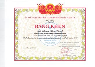 Bằng khen trao cho Phạm Kim Thành, Giám đốc Công ty TNHH MTV Nha khoa Phương Thành, từ Ủy ban Trung ương Hội Liên hiệp Thanh niên Việt Nam, ghi nhận thành tích xuất sắc năm 2023