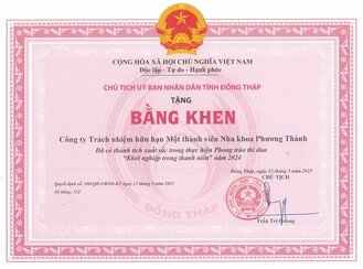 Bằng khen UBND Tỉnh Đồng Tháp tặng Nha khoa Phương Thành đạt thành tích xuất sắc phong trào Khởi nghiệp trong thanh niên